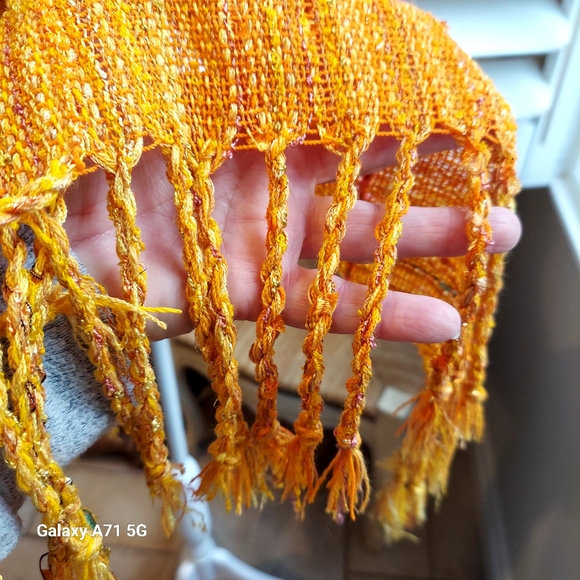 Hand Woven Shawl Wrap in Sunshine Burst Color OS - Picture 10 of 16